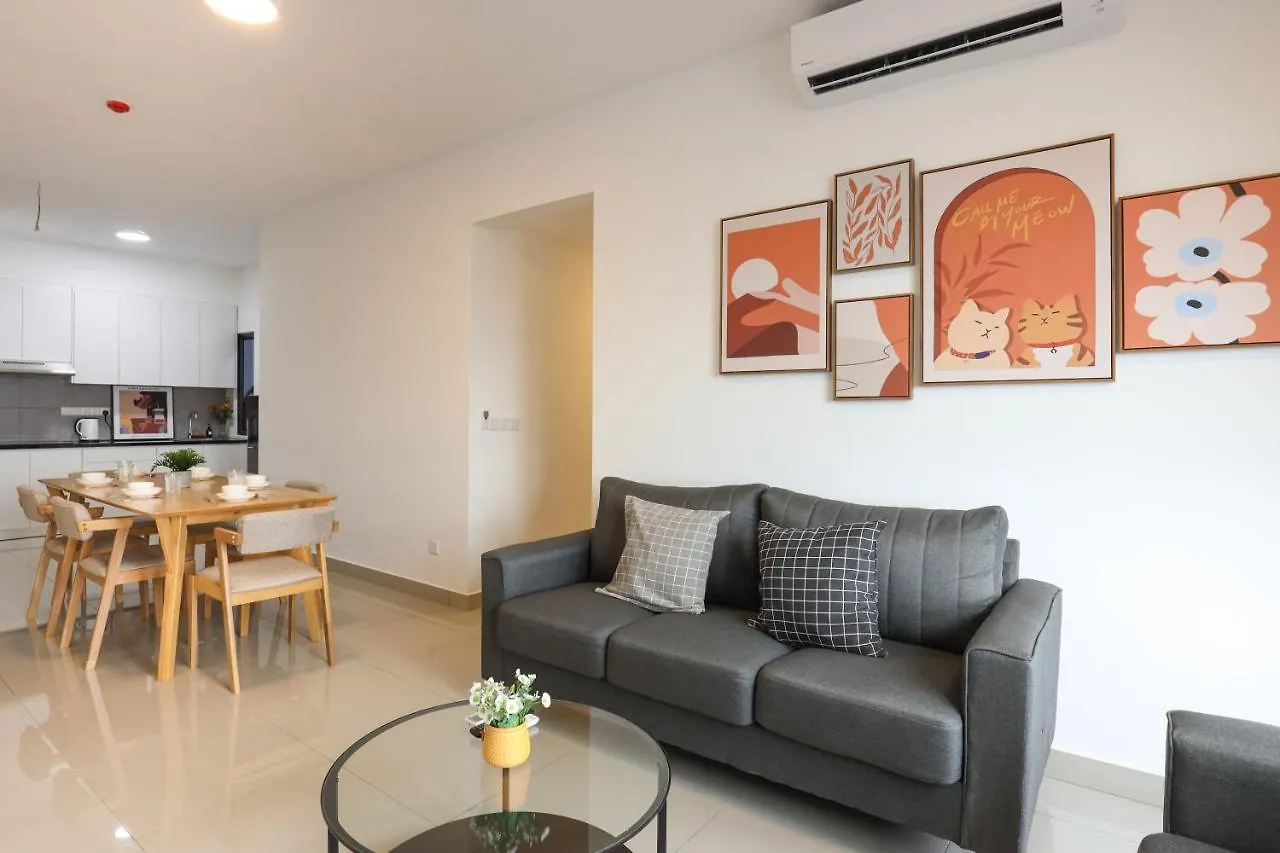 3-Bedroom W Pool 7 Pax-Jalan Cheras Kuala Lumpur