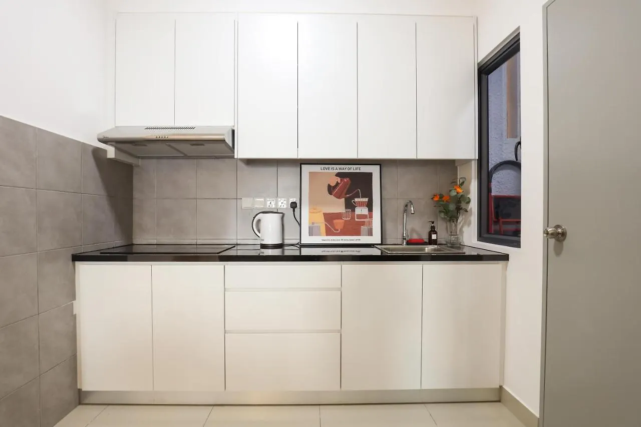 Apartment 3-Bedroom W Pool 7 Pax-Jalan Cheras Kuala Lumpur Malaysia